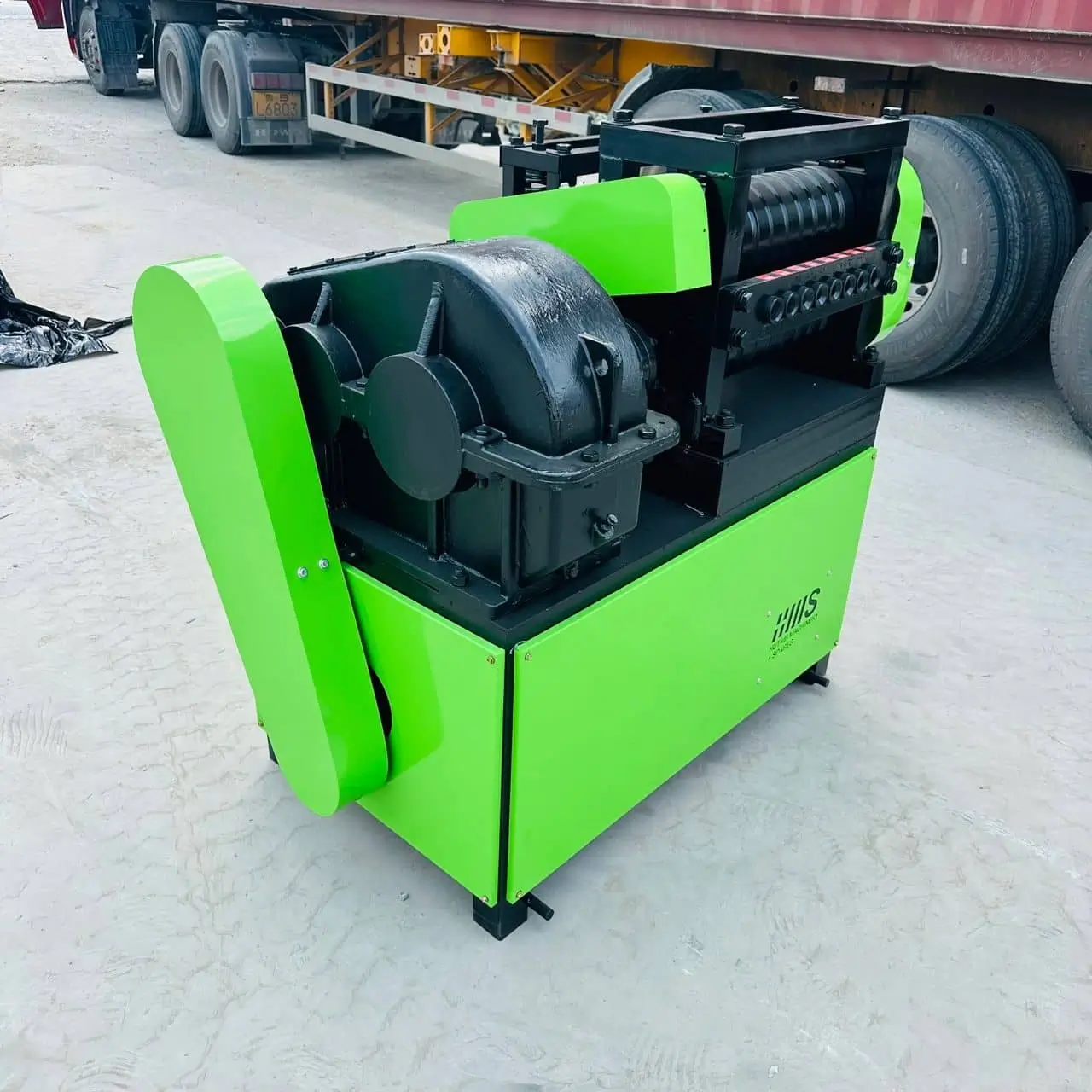 Scrap Straightening Machine